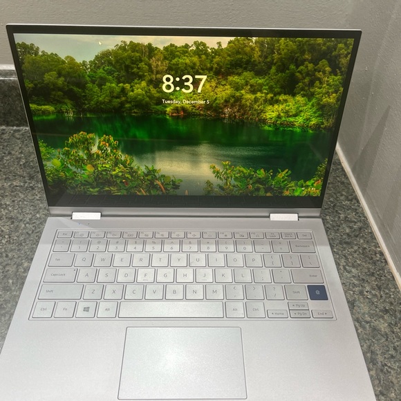 Samsung Galaxy Book Flex2 Alpha 13.3